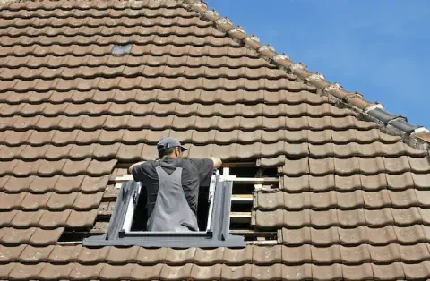 Pose de velux - Saint-Thual